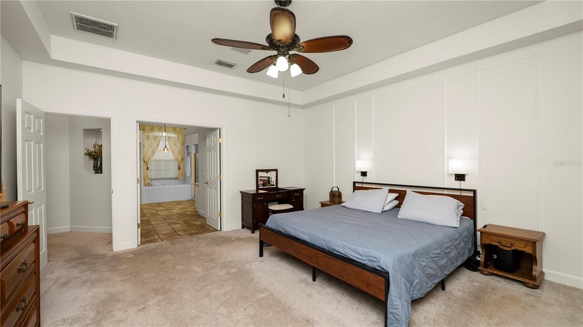 318 HAMILTON SHORES DRIVE — photo 20 of 58