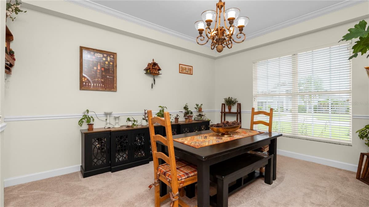 318 HAMILTON SHORES DRIVE — photo 11 of 58