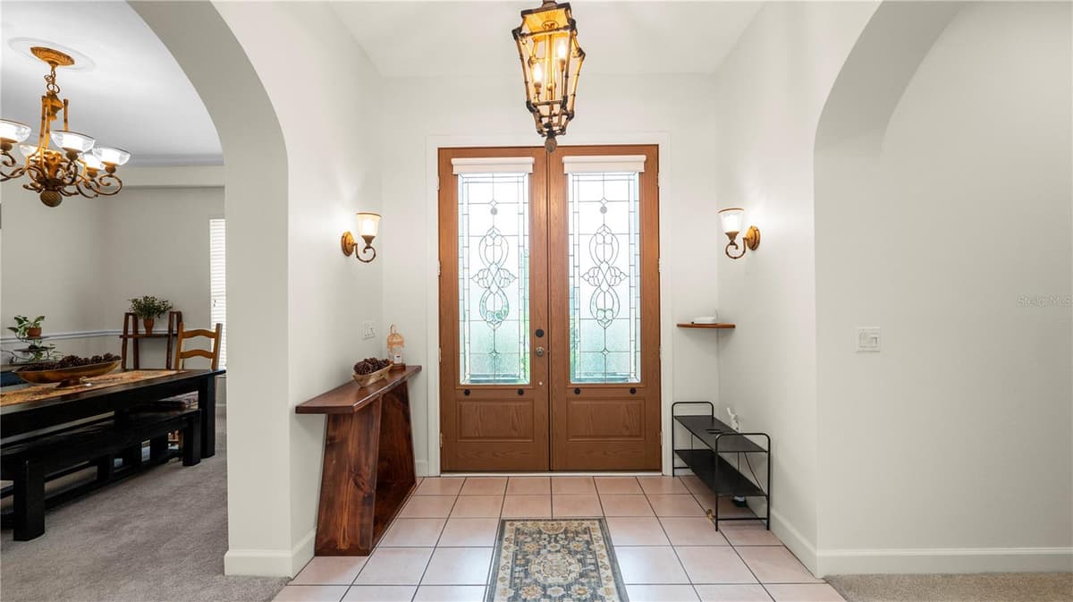 318 HAMILTON SHORES DRIVE — photo 3 of 58