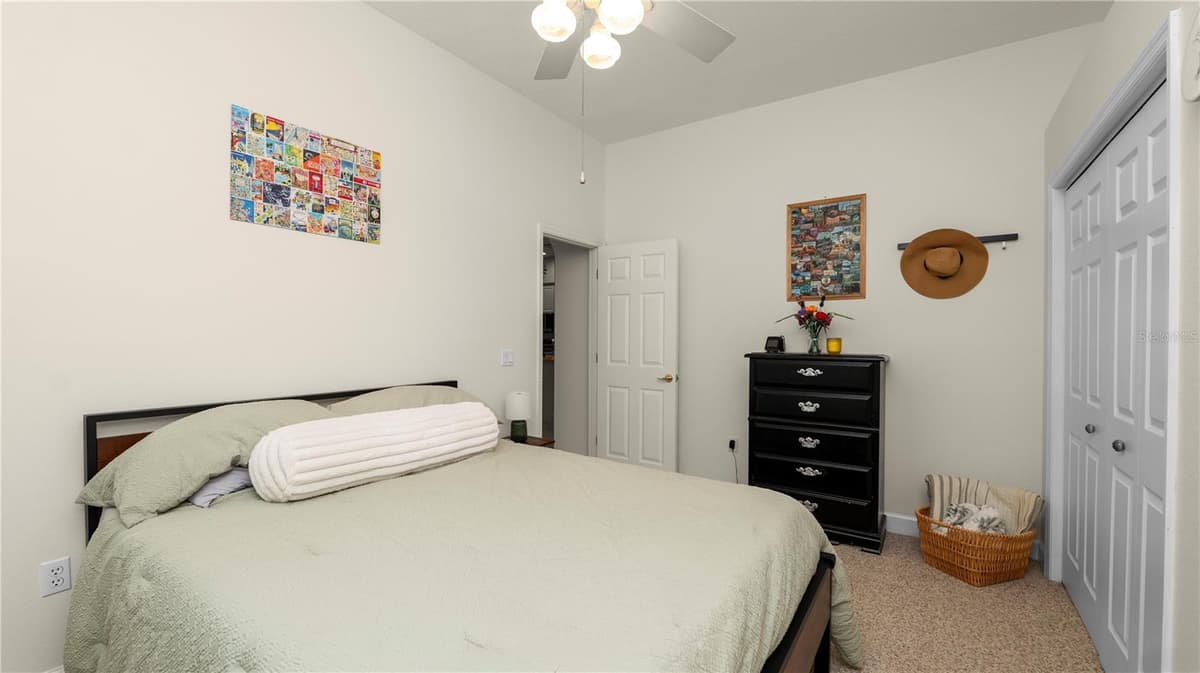 318 HAMILTON SHORES DRIVE — photo 30 of 58