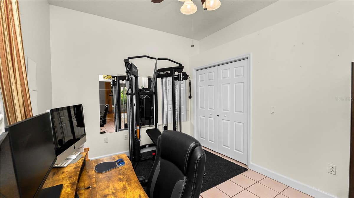 318 HAMILTON SHORES DRIVE — photo 29 of 58
