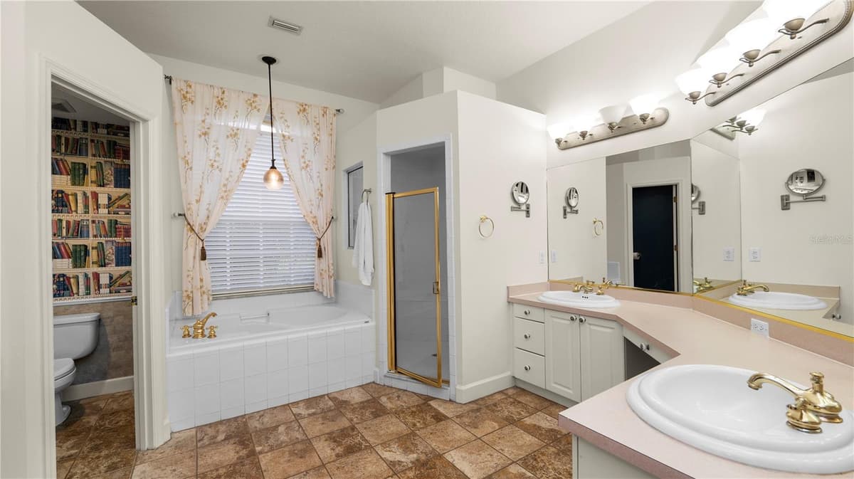 318 HAMILTON SHORES DRIVE — photo 27 of 58