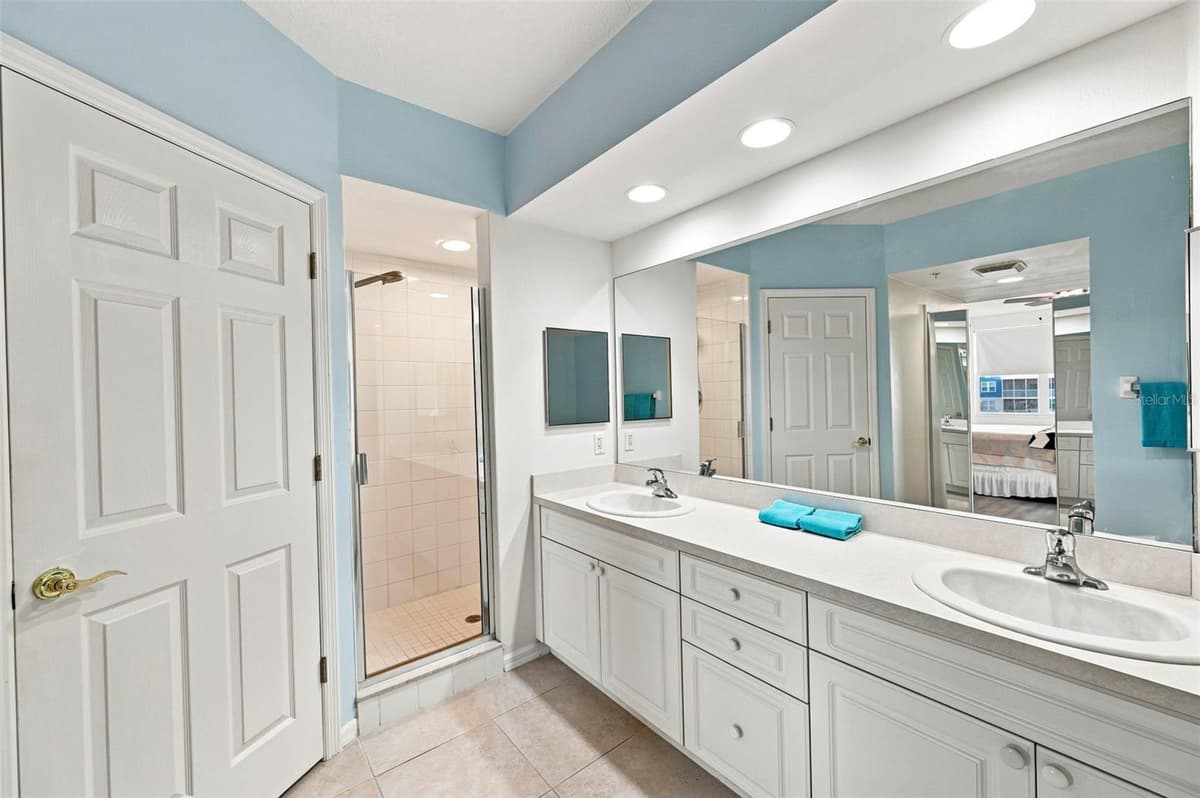 960 STARKEY ROAD — photo 10 of 65