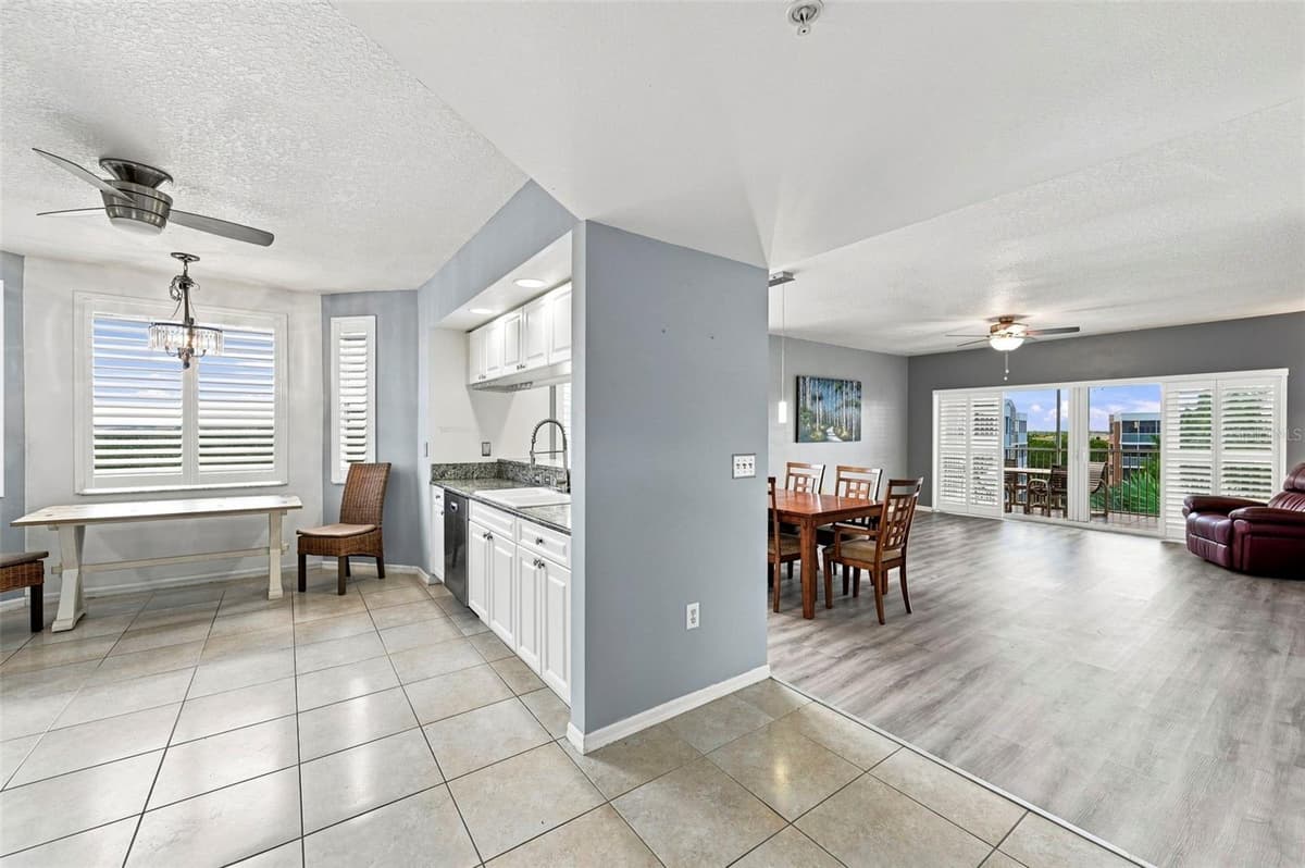 960 STARKEY ROAD — photo 32 of 65