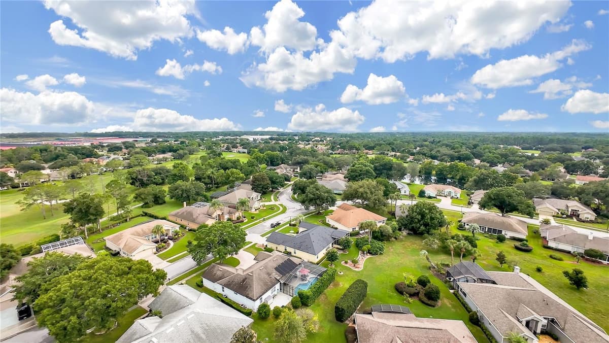 8063 LAUREL RIDGE DRIVE — photo 43 of 45