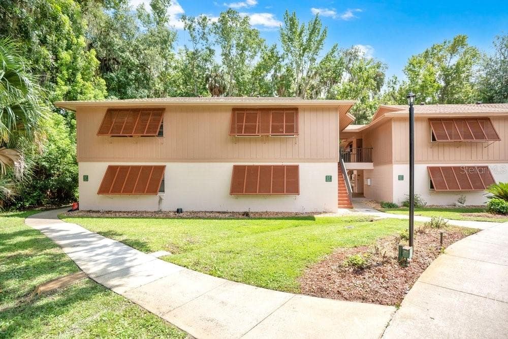 150 WAX MYRTLE WOODS COURT — photo 2 of 29