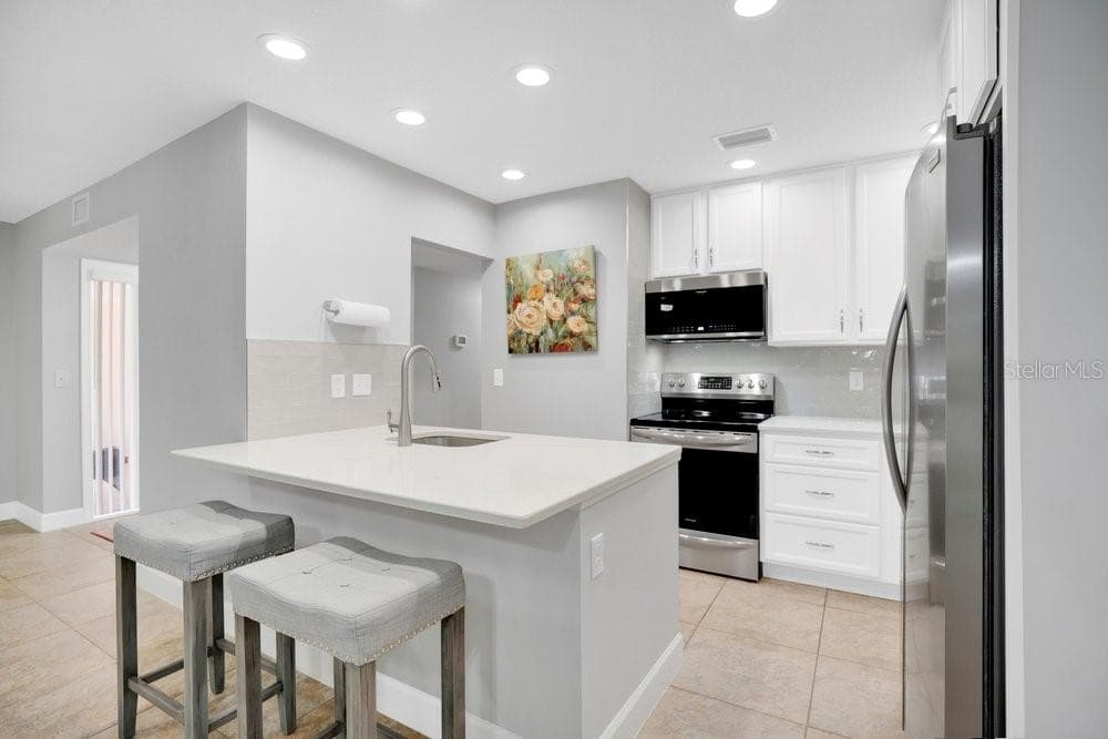 150 WAX MYRTLE WOODS COURT — photo 9 of 29