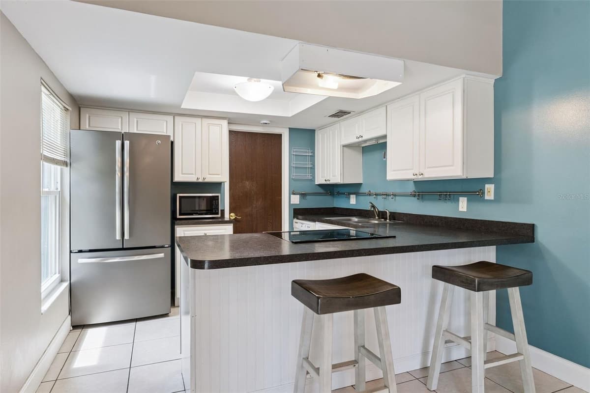 203 COTTONWOOD DRIVE — photo 14 of 46