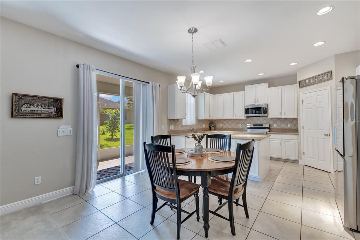 1411 PLUMGRASS CIRCLE — photo 10 of 40