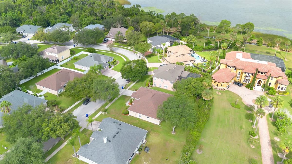 253 BEACON POINTE DRIVE — photo 35 of 39