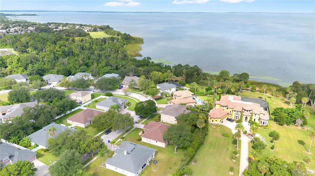 253 BEACON POINTE DRIVE — photo 36 of 39