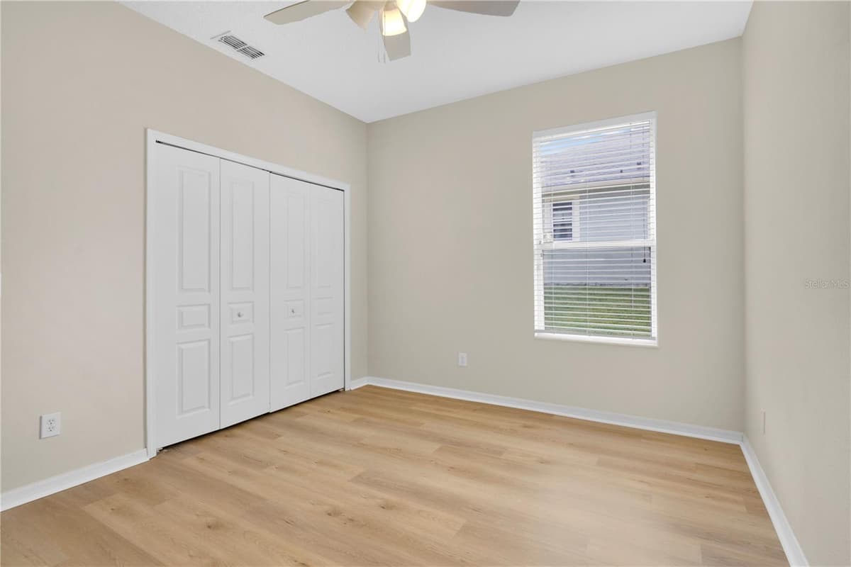 253 BEACON POINTE DRIVE — photo 20 of 39