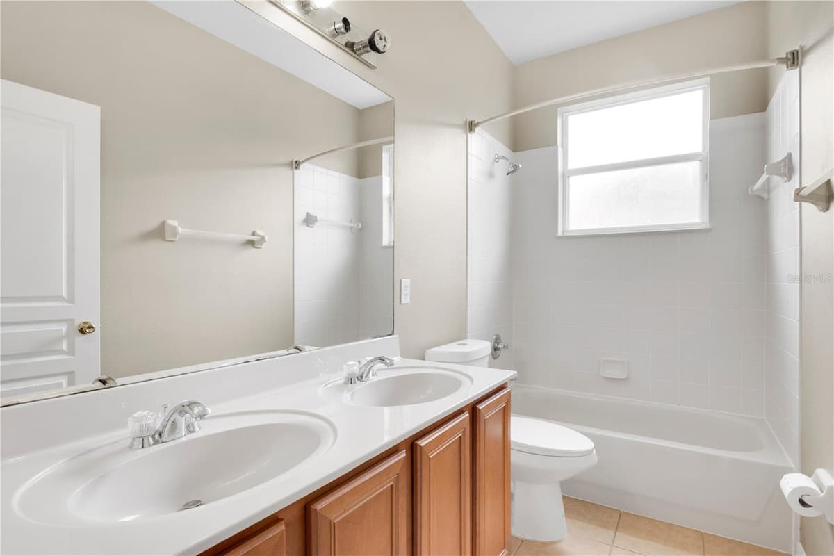 253 BEACON POINTE DRIVE — photo 21 of 39