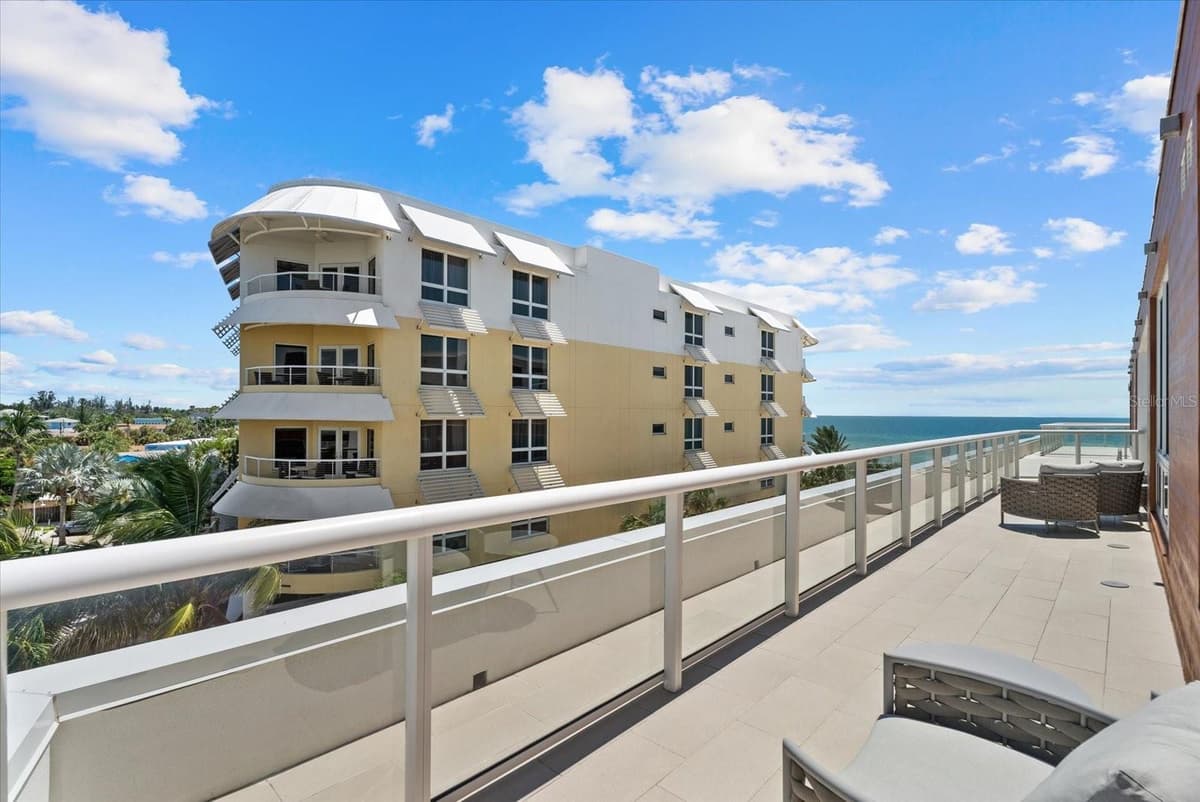 1035 SEASIDE DRIVE — photo 49 of 92