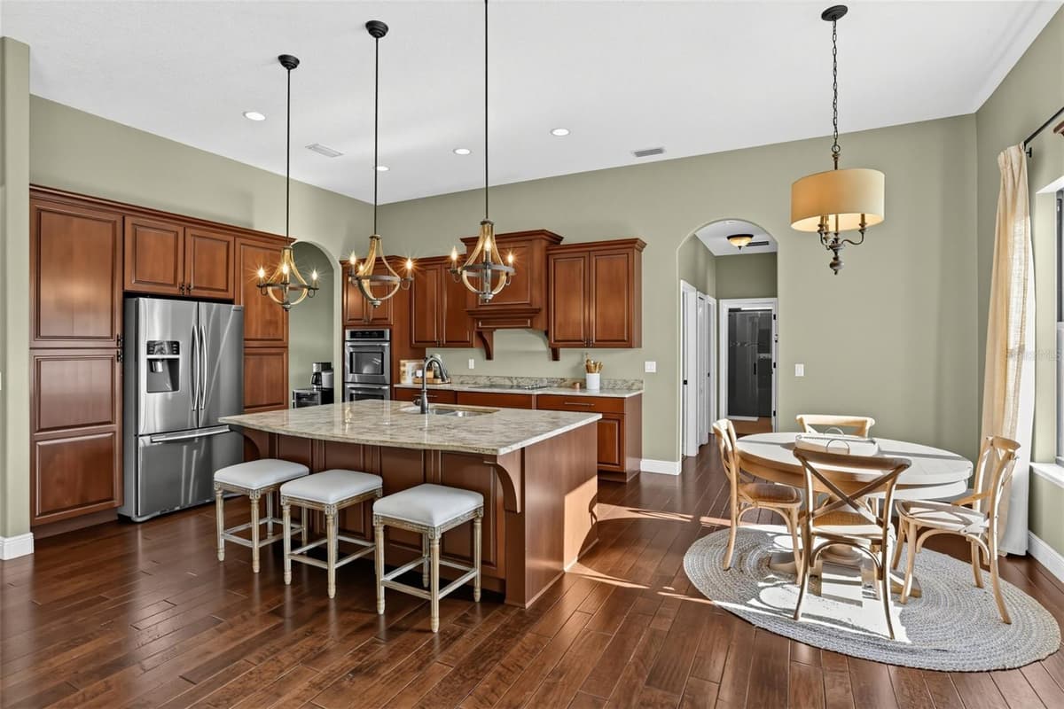 4650 LAKE PICKETT DRIVE — photo 12 of 41