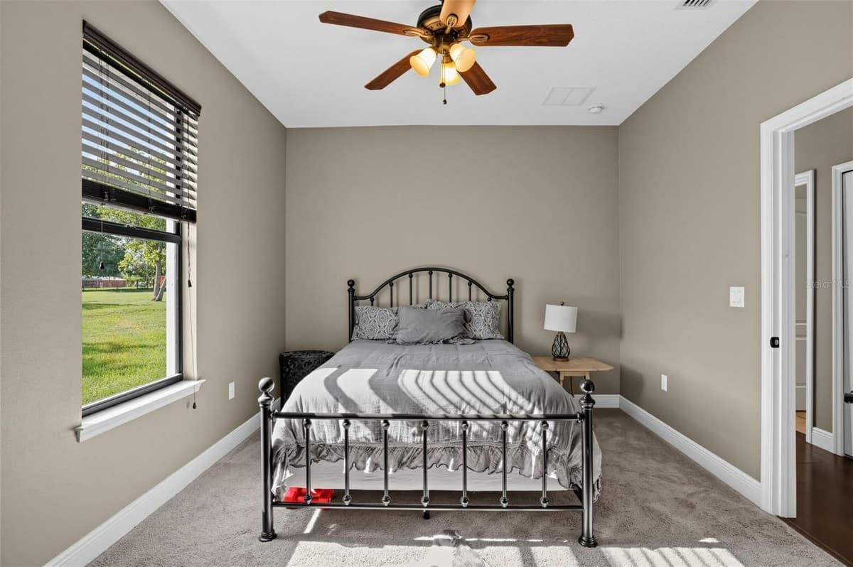 4650 LAKE PICKETT DRIVE — photo 17 of 41