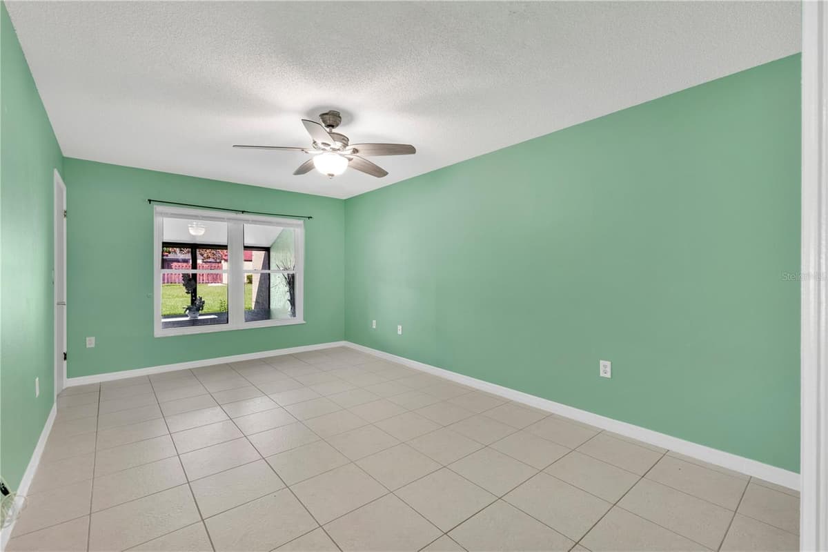 545 HUNTER CIRCLE — photo 13 of 28