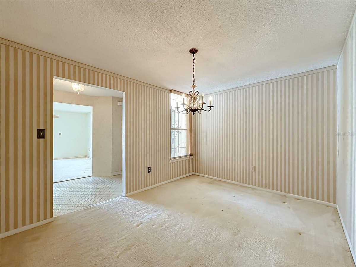 532 ORANGE DRIVE — photo 10 of 30