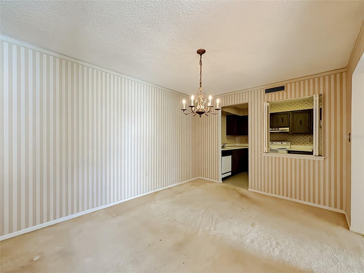 532 ORANGE DRIVE — photo 9 of 30