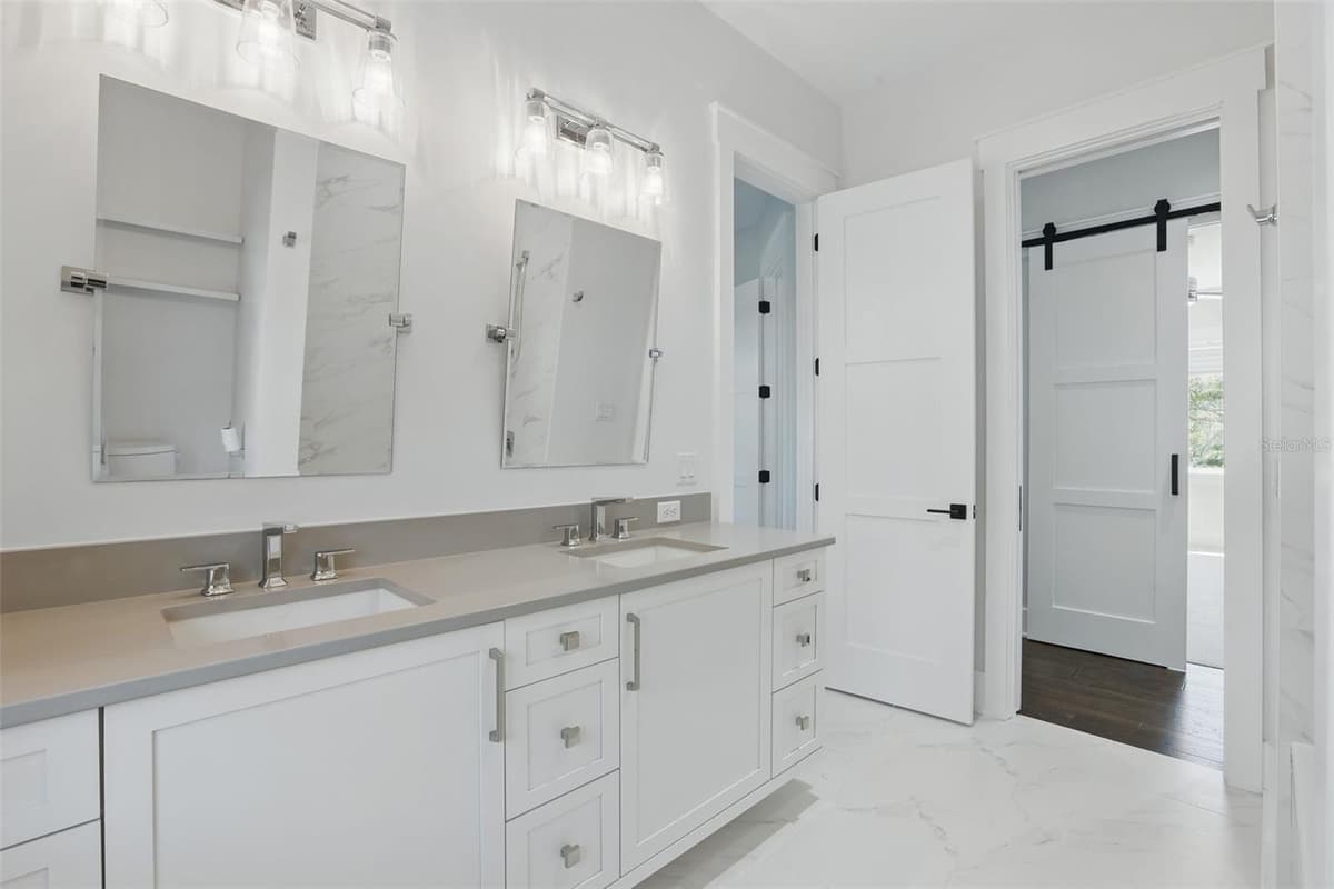 1620 PALM AVENUE — photo 18 of 59