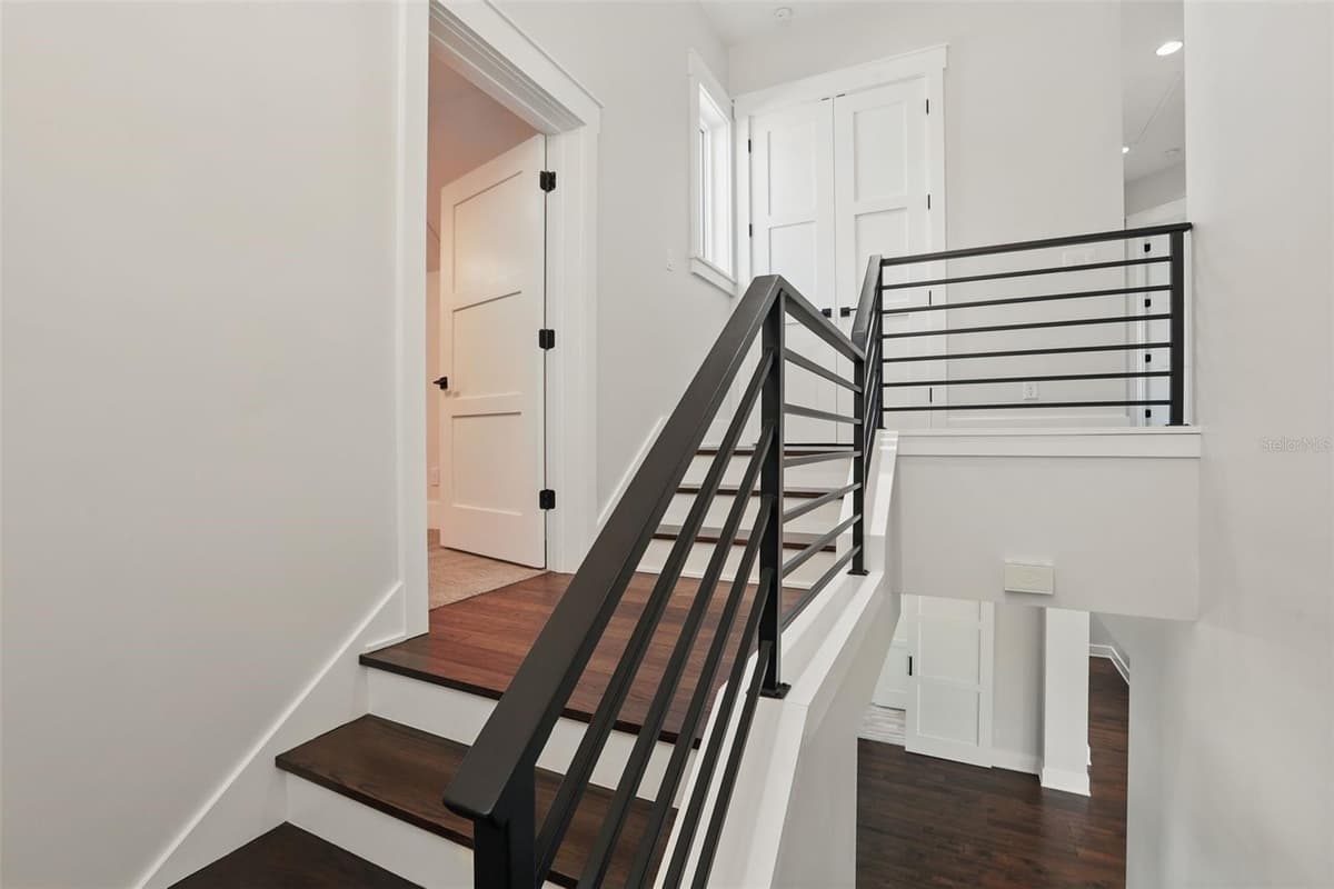 1620 PALM AVENUE — photo 46 of 59