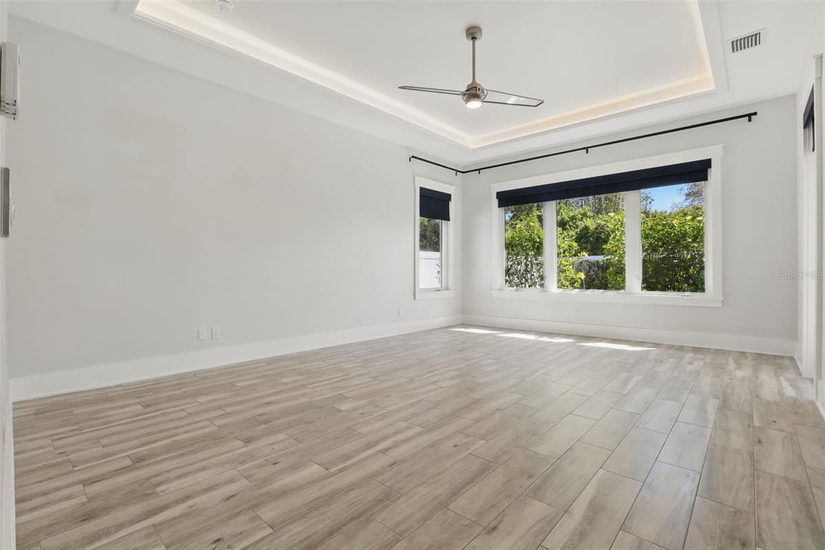 1620 PALM AVENUE — photo 37 of 59