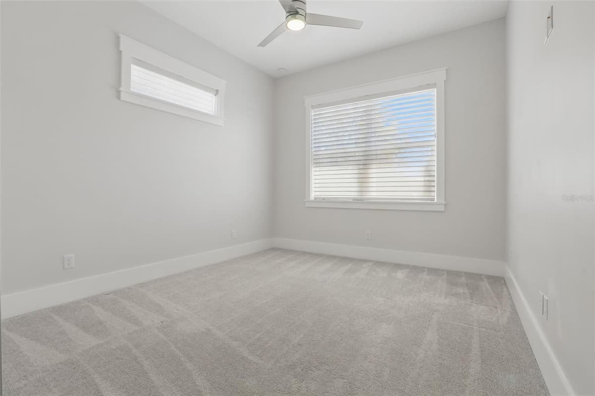 1620 PALM AVENUE — photo 20 of 59