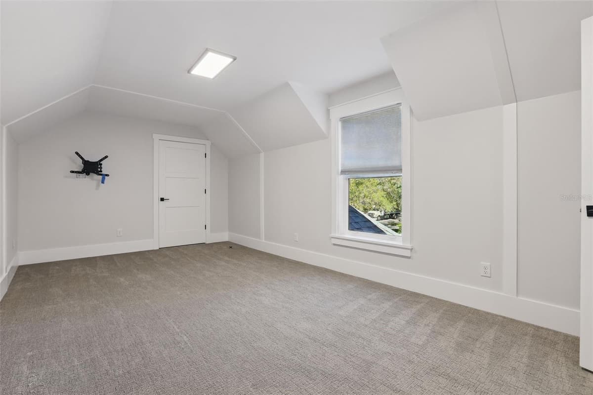 1620 PALM AVENUE — photo 47 of 59