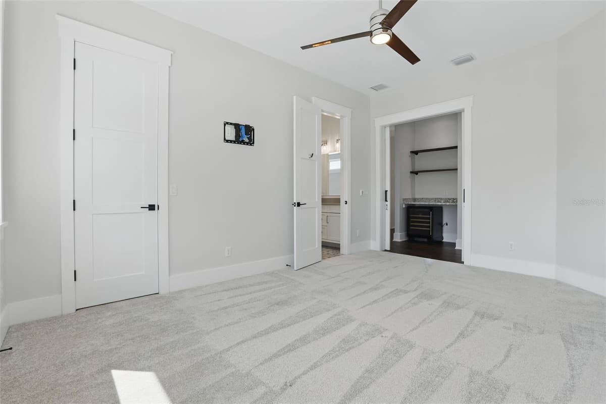 1620 PALM AVENUE — photo 17 of 59