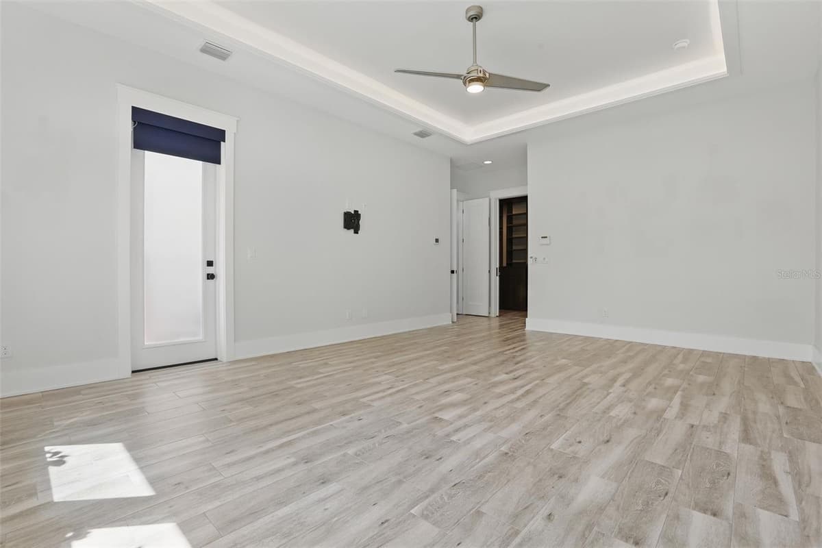 1620 PALM AVENUE — photo 38 of 59