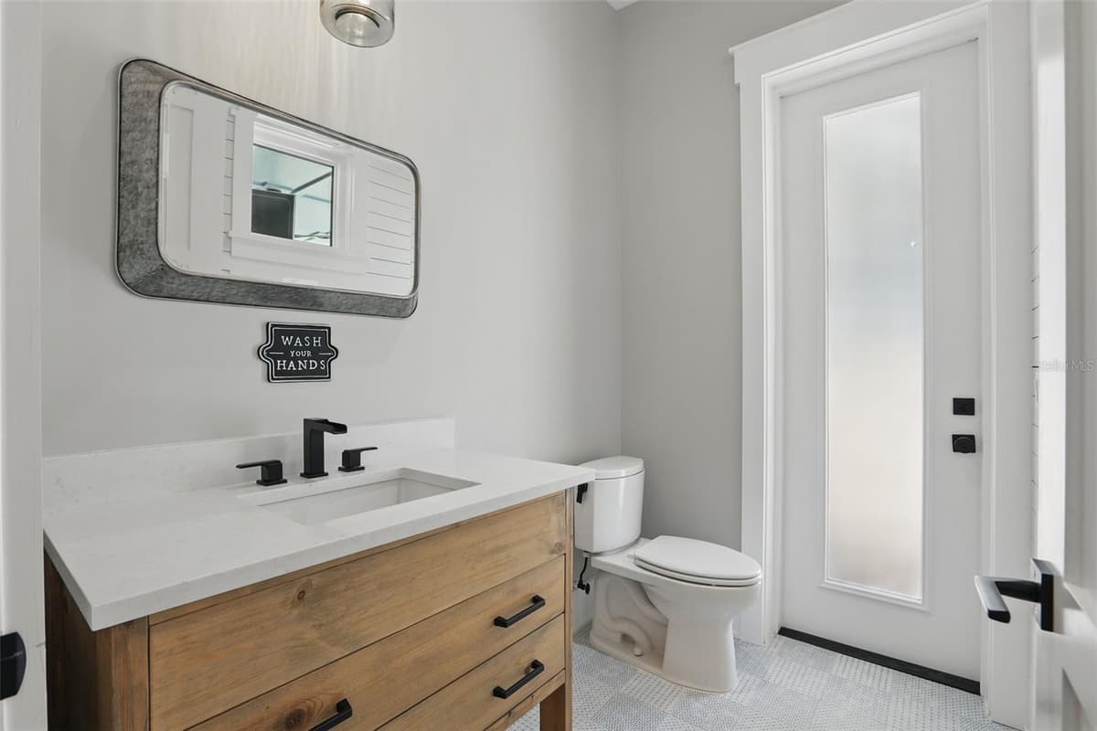1620 PALM AVENUE — photo 36 of 59