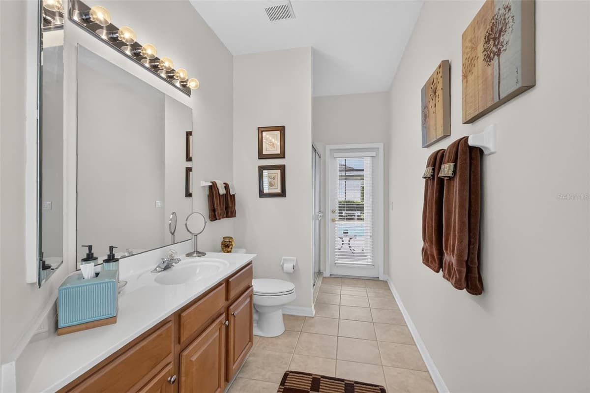 9085 LAUREL RIDGE DRIVE — photo 29 of 55