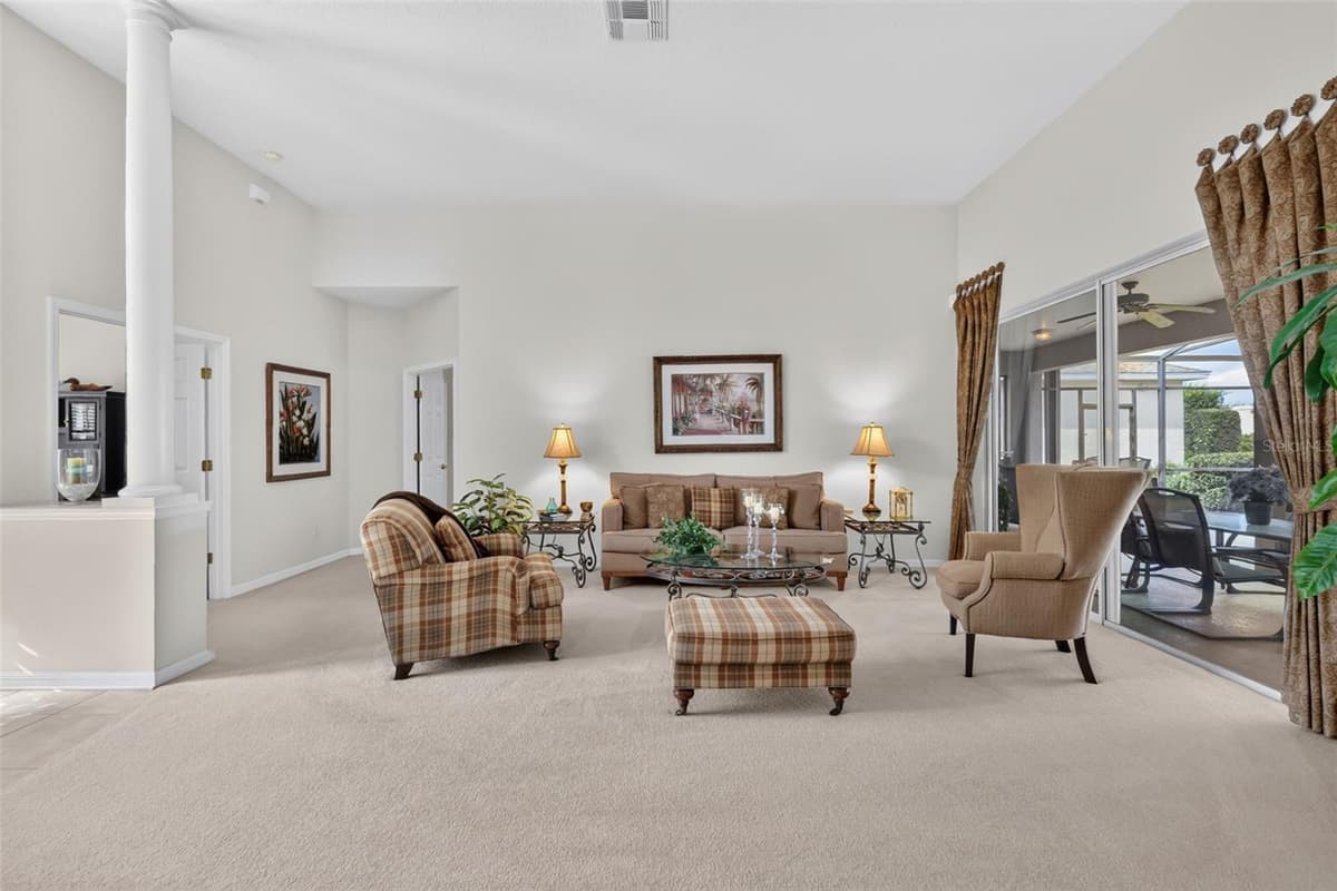 9085 LAUREL RIDGE DRIVE — photo 5 of 55