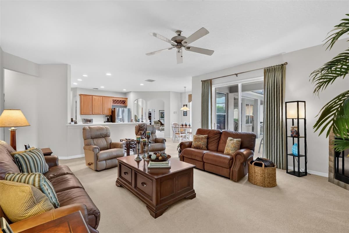9085 LAUREL RIDGE DRIVE — photo 15 of 55