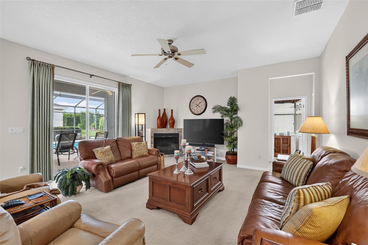 9085 LAUREL RIDGE DRIVE — photo 16 of 55