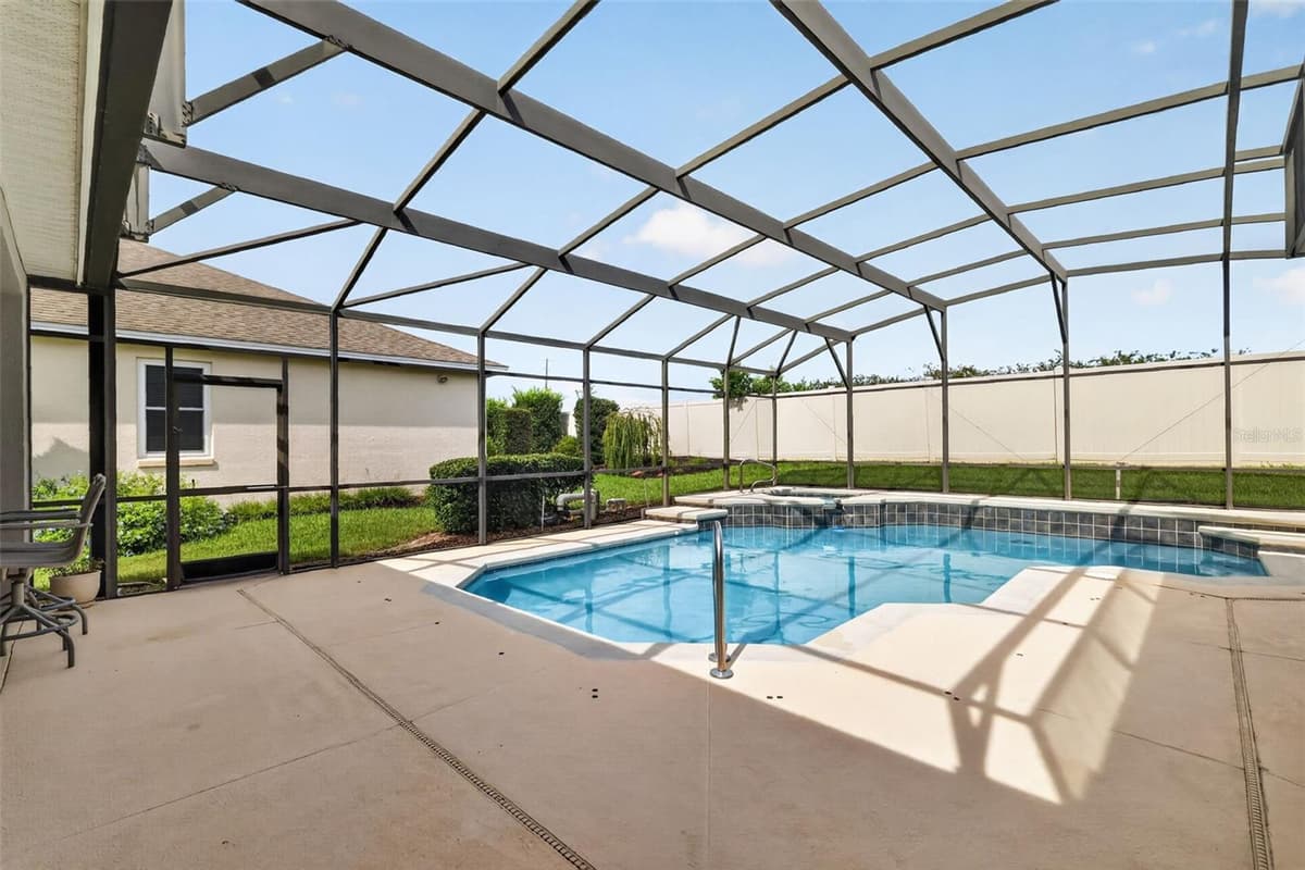 9085 LAUREL RIDGE DRIVE — photo 31 of 55