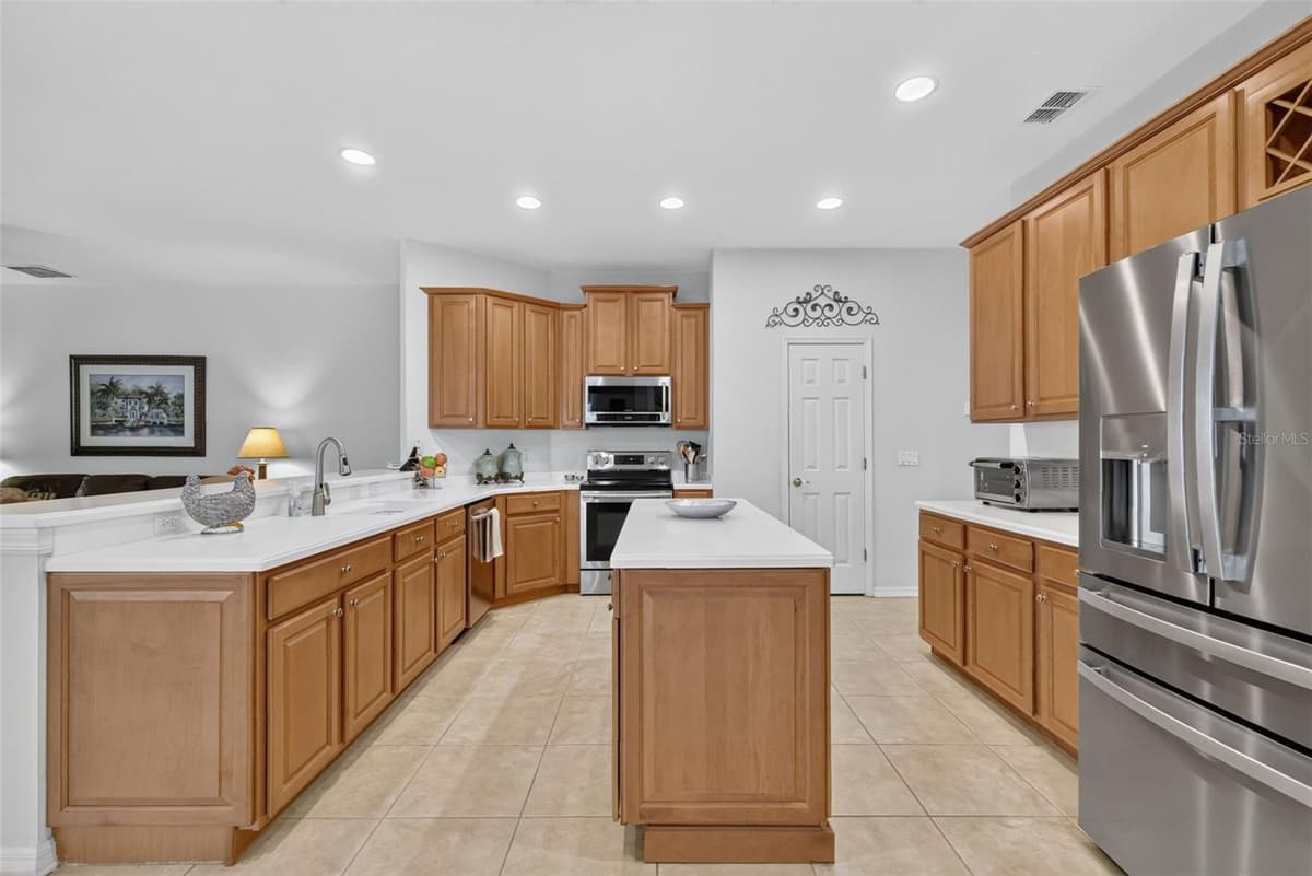 9085 LAUREL RIDGE DRIVE — photo 10 of 55