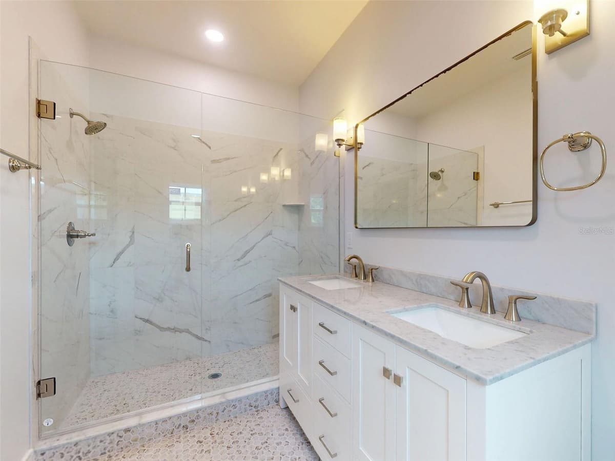 181 BLANCO STREET — photo 24 of 50
