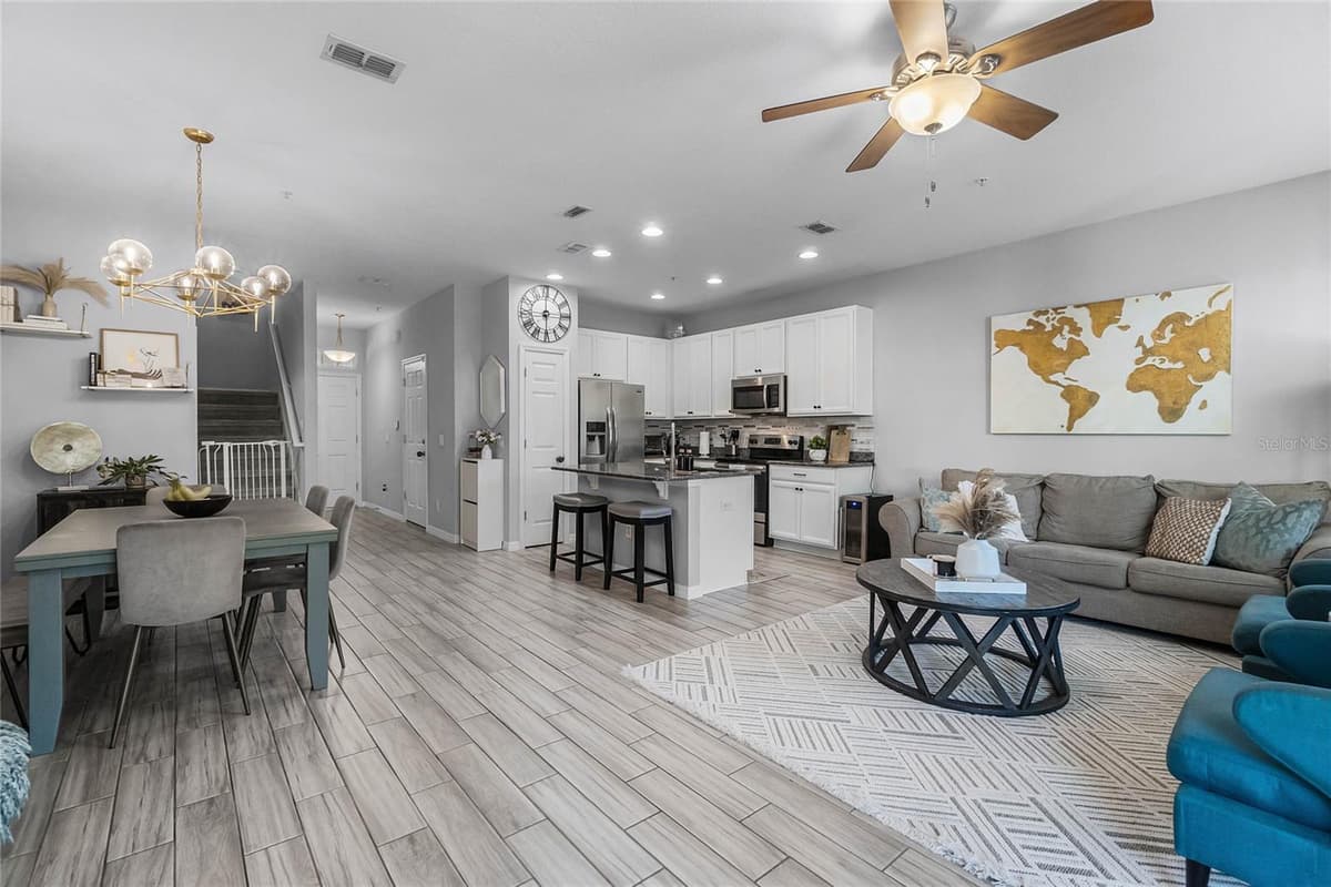 610 FORTANINI CIRCLE — photo 7 of 22