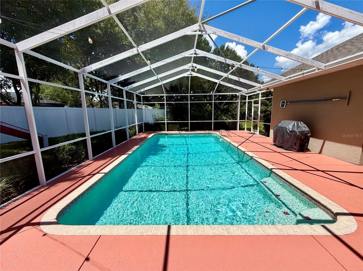 405 VALLEY COURT — photo 22 of 88
