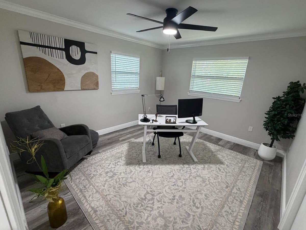 2596 COLUMBUS WAY — photo 33 of 37