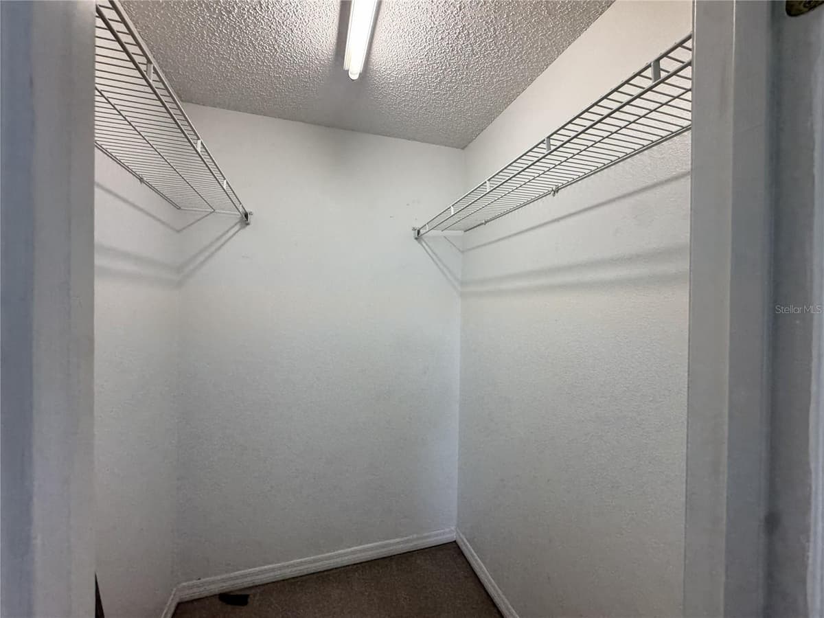 393 WALNUT AVENUE — photo 13 of 24