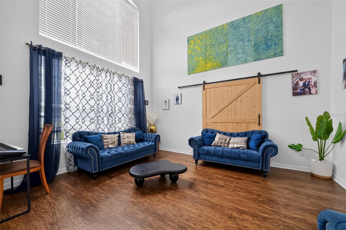 2100 LAUREL BLOSSOM CIRCLE — photo 5 of 29