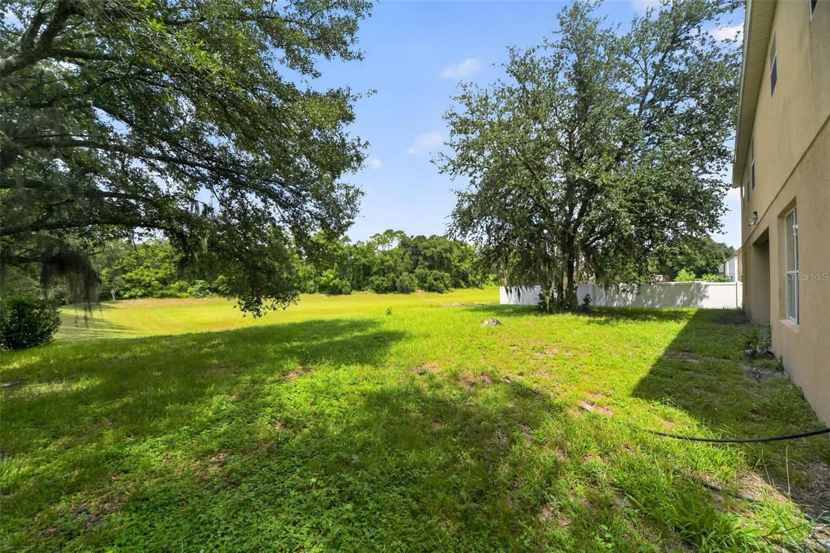 2100 LAUREL BLOSSOM CIRCLE — photo 28 of 29