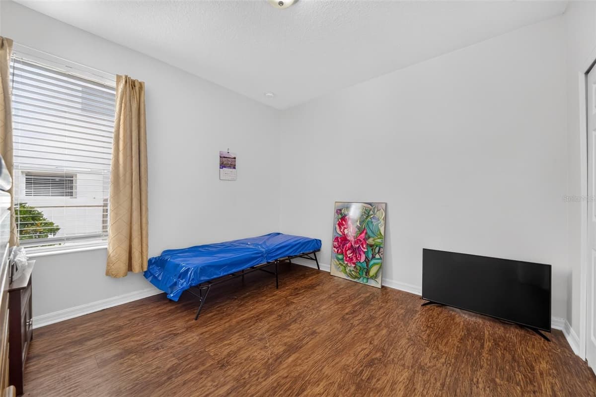 2100 LAUREL BLOSSOM CIRCLE — photo 22 of 29