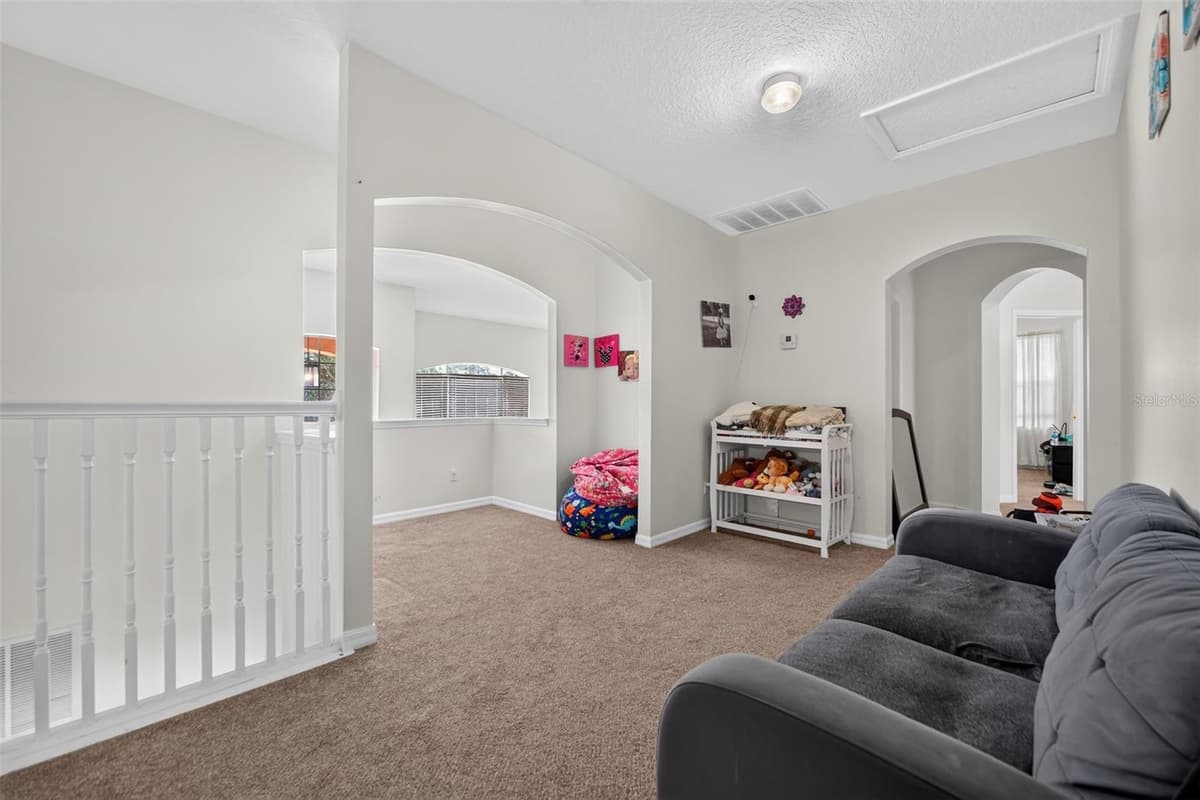 2100 LAUREL BLOSSOM CIRCLE — photo 11 of 29