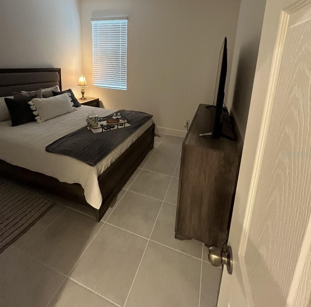 7118 ROLLING LEAF ROAD — photo 11 of 26