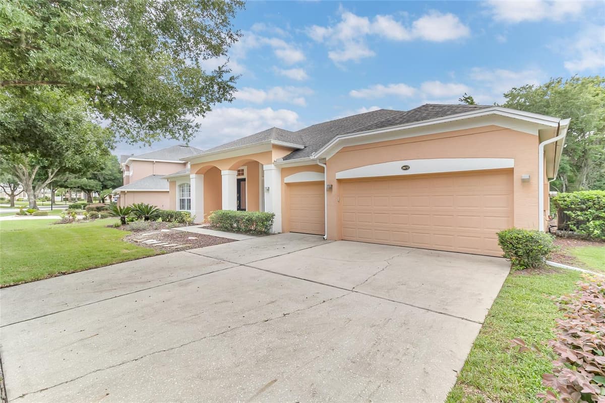 2672 ALOMA OAKS DRIVE — photo 3 of 50