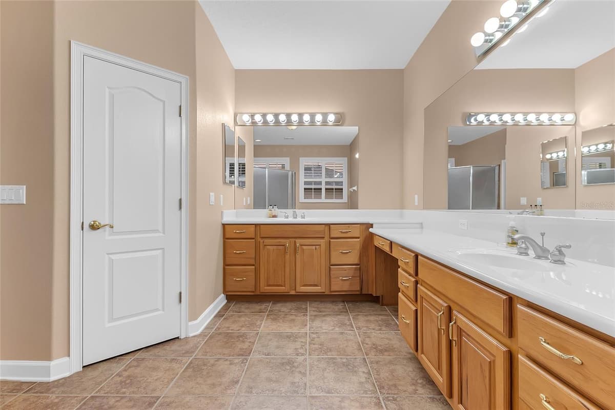 2672 ALOMA OAKS DRIVE — photo 22 of 50
