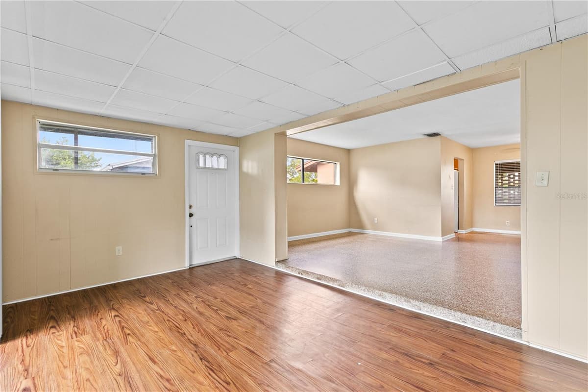 1484 VIBURNUM LANE — photo 8 of 17